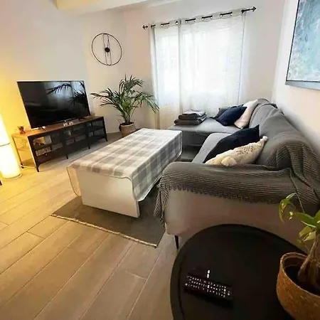 Urban Zen Con Terraza Y Jacuzzi דירה